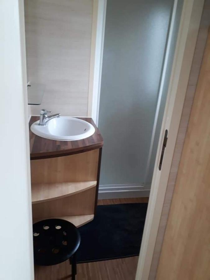 Stacaravan 4Pers In Bredene Met Eigen Tuintje 2449 Exterior foto